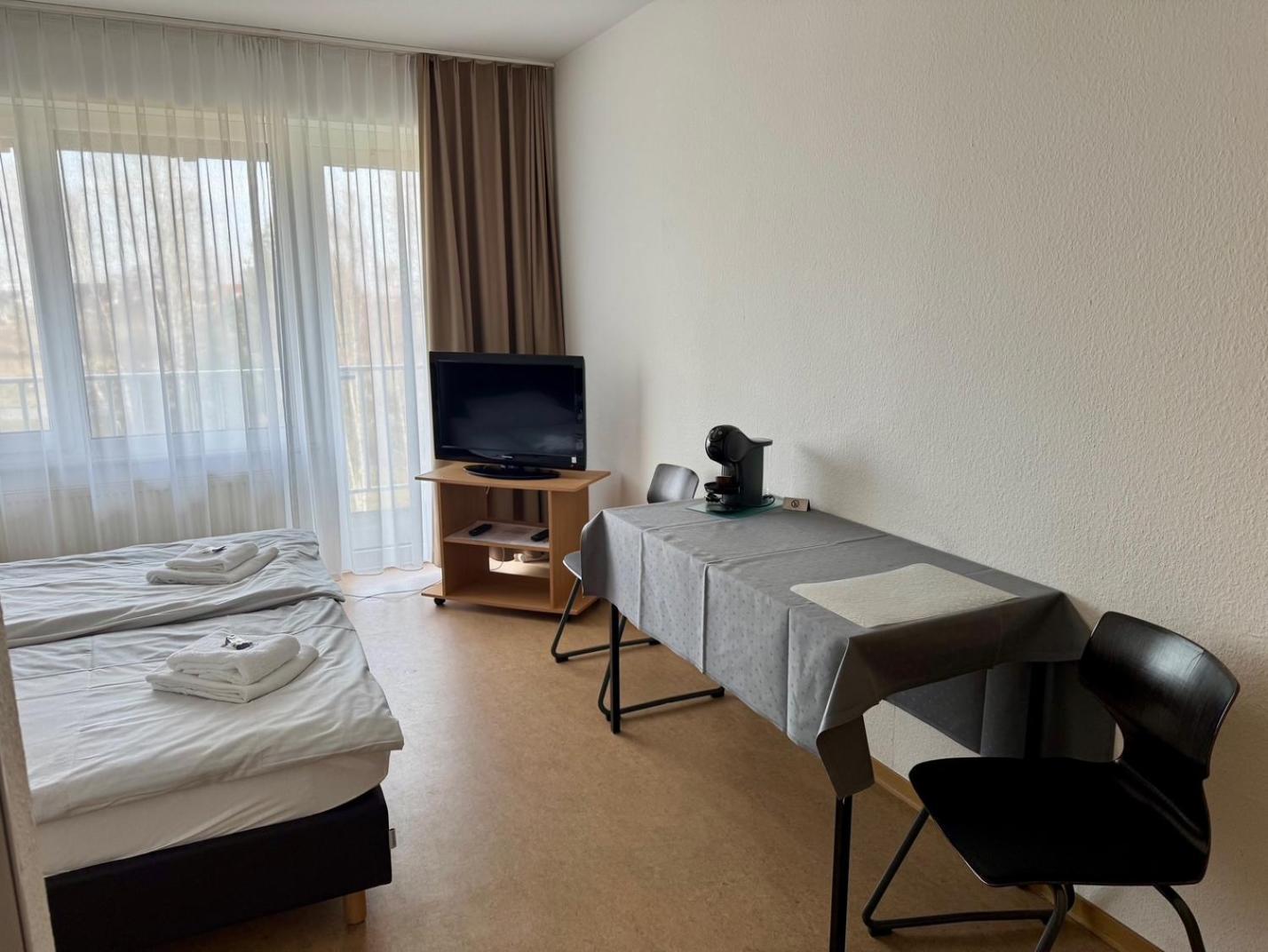 Gaestehaus Hassloch/Pfalz Buitenkant foto